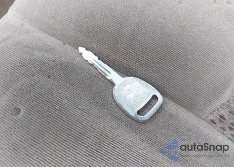 2005 Chevrolet Tahoe Ls z USA, uszkodzony, nr VIN 1GNEC13T45R130947